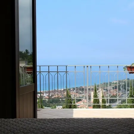 Agriturismo Le Chiatre Guest house Paola