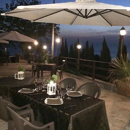 Guest house Agriturismo Le Chiatre Paola