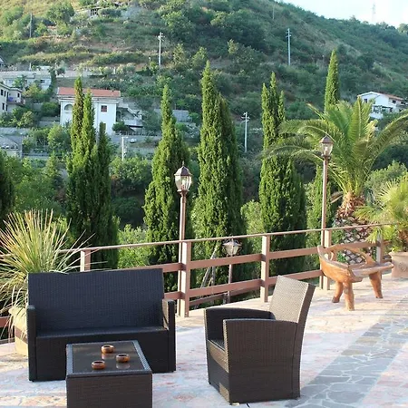 Agriturismo Le Chiatre Guest house 3*