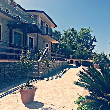 Casa de hóspedes Le Chiatre 3*