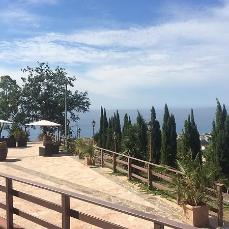 Casa de hóspedes Le Chiatre 3*