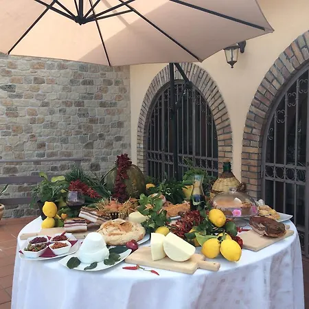 Guest house Agriturismo Le Chiatre 3*