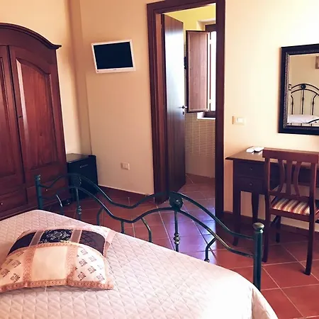 Agriturismo Le Chiatre 3*