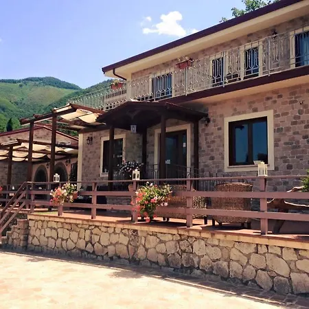 Guest house Agriturismo Le Chiatre 3*