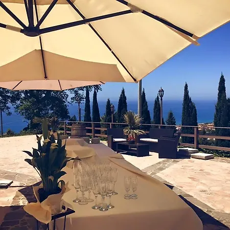 Agriturismo Le Chiatre Guest house Paola