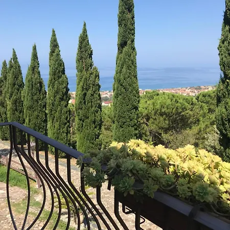 Agriturismo Le Chiatre 3*