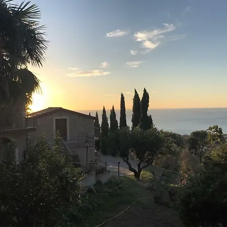 Agriturismo Le Chiatre 3*