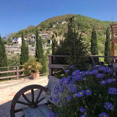 Agriturismo Le Chiatre Guest house Paola